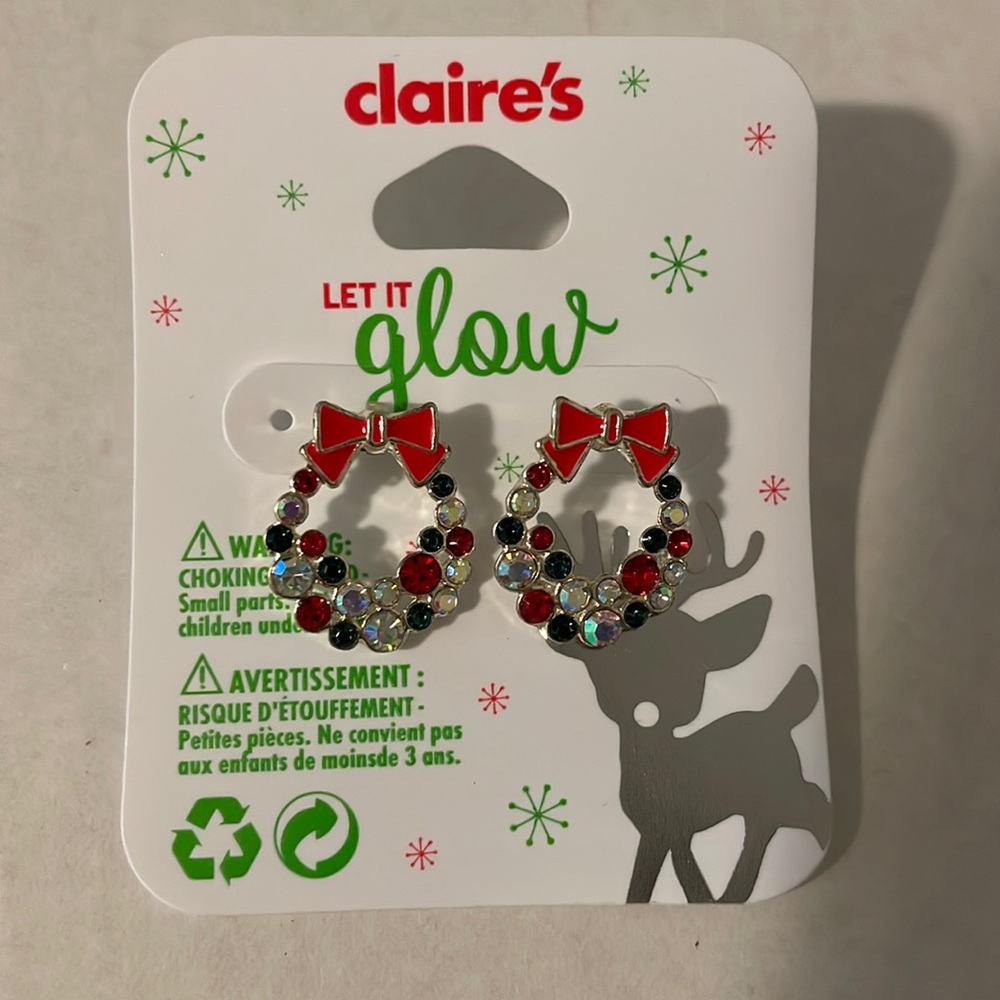Holiday wreath earrings NWT